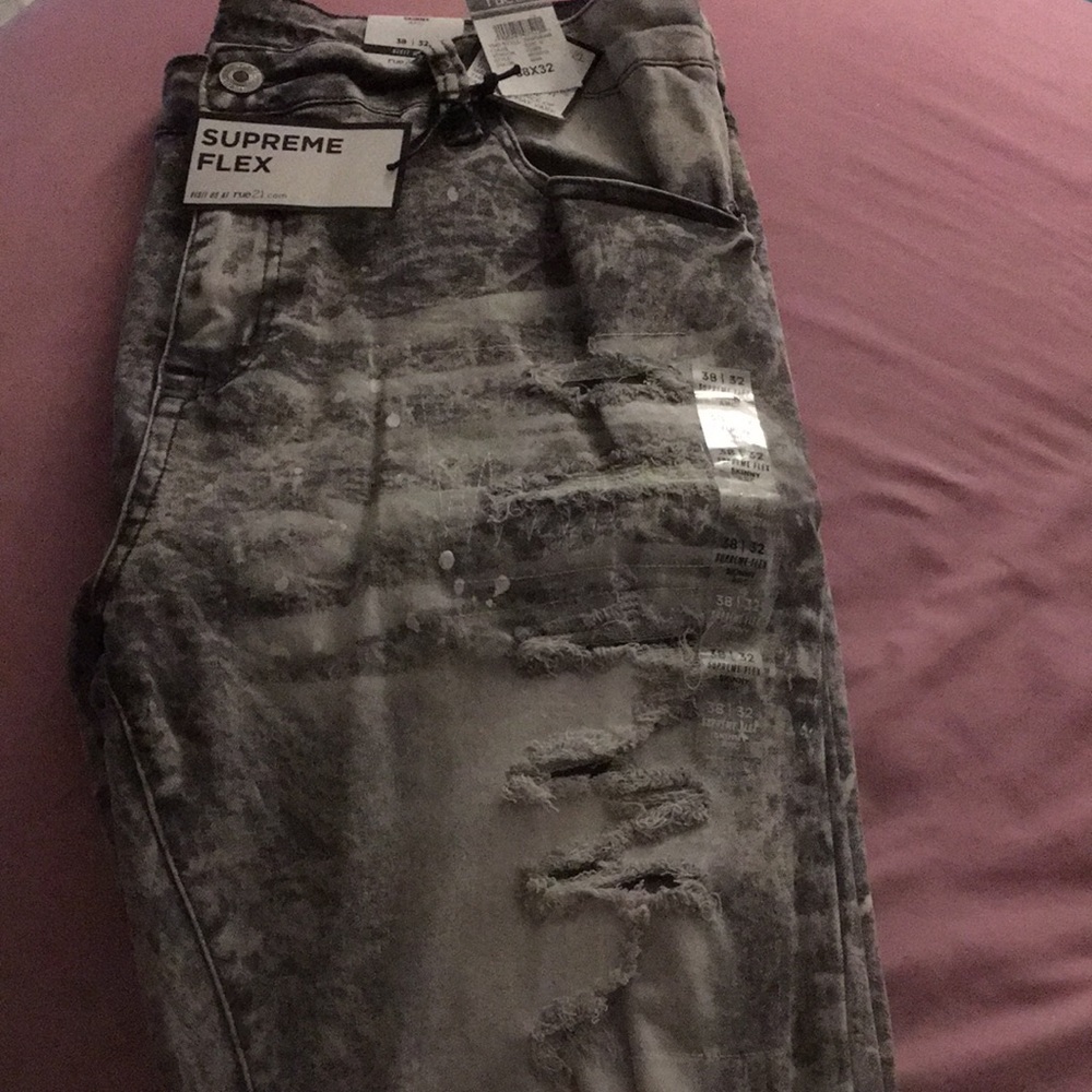 *Rue 21* Men’s Distressed Skinny Jeans size 38x32